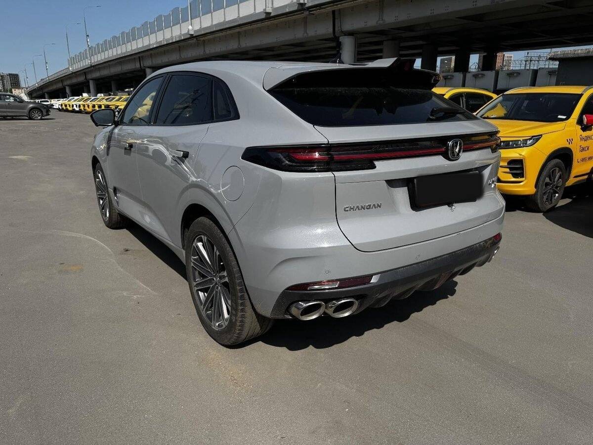 Changan UNI-K 2024 года с пробегом. Фото: #3