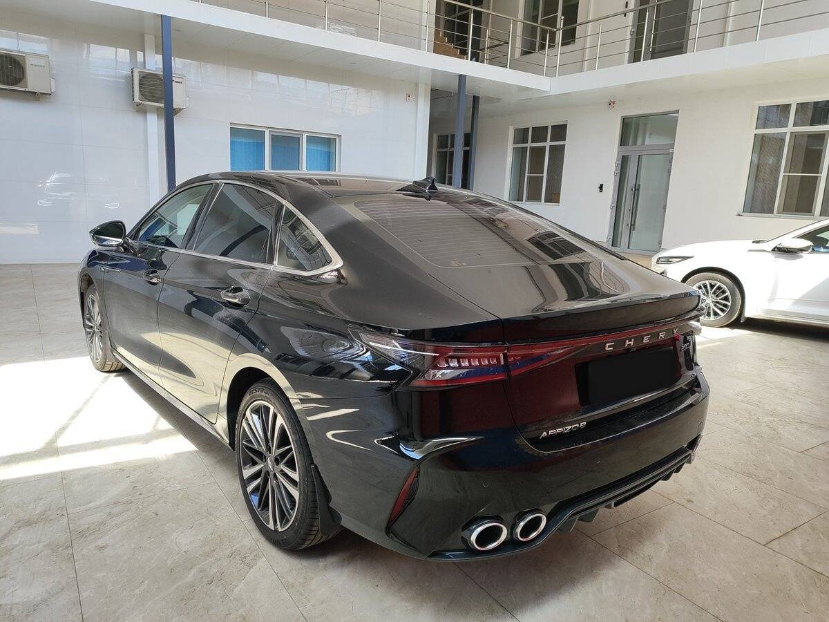 Chery Arrizo 8 2024 года с пробегом. Фото: #4