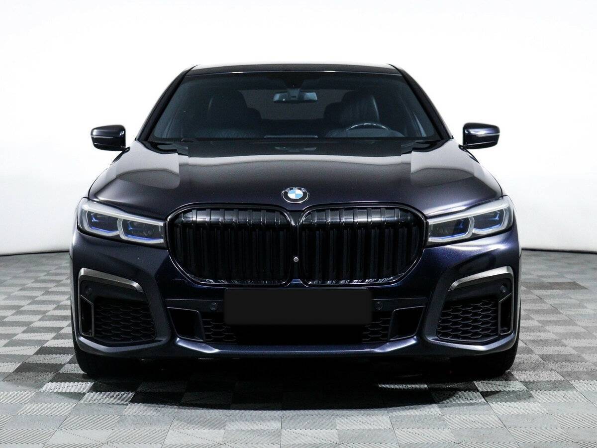 BMW 7 серии 2019 года с пробегом. Фото: #1
