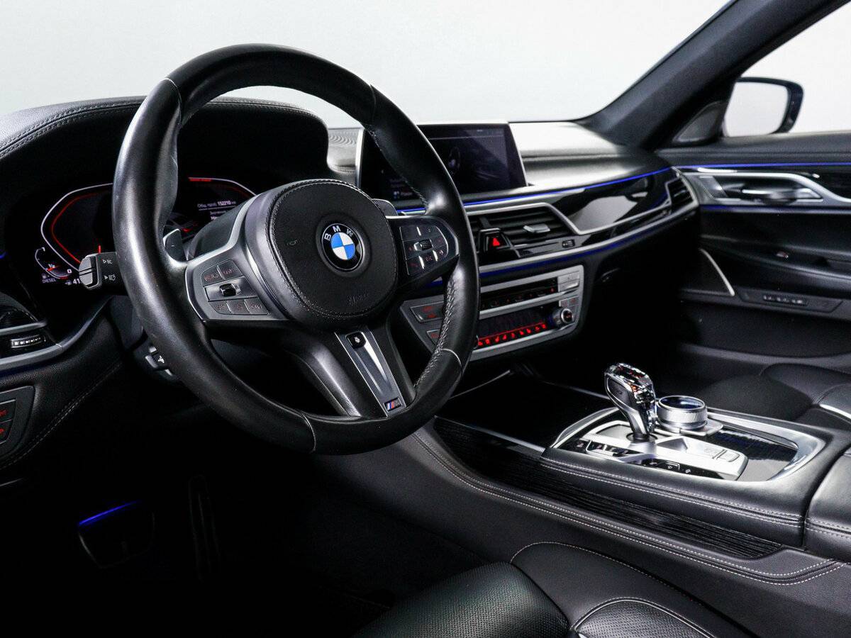 BMW 7 серии 2019 года с пробегом. Фото: #13