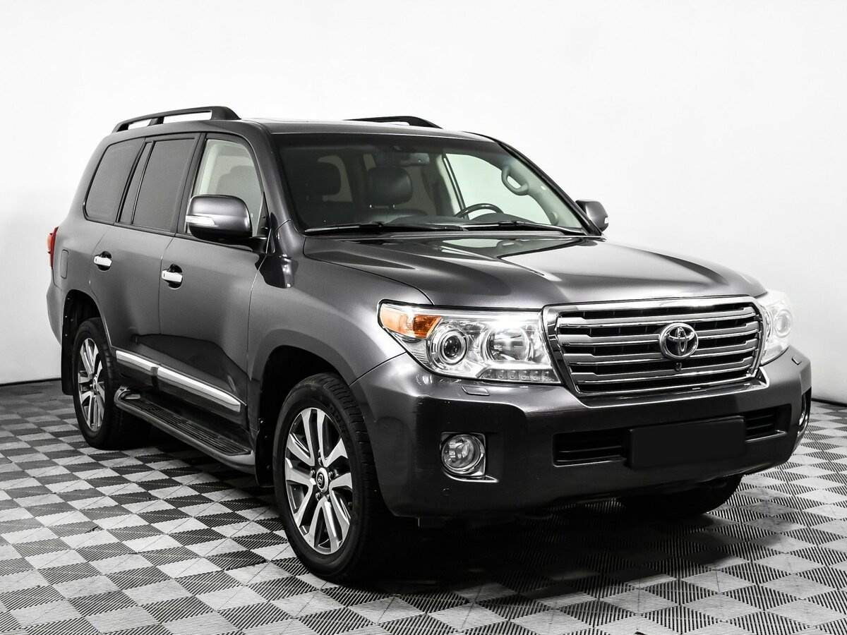 Toyota Land Cruiser 2015 года с пробегом. Фото: #2