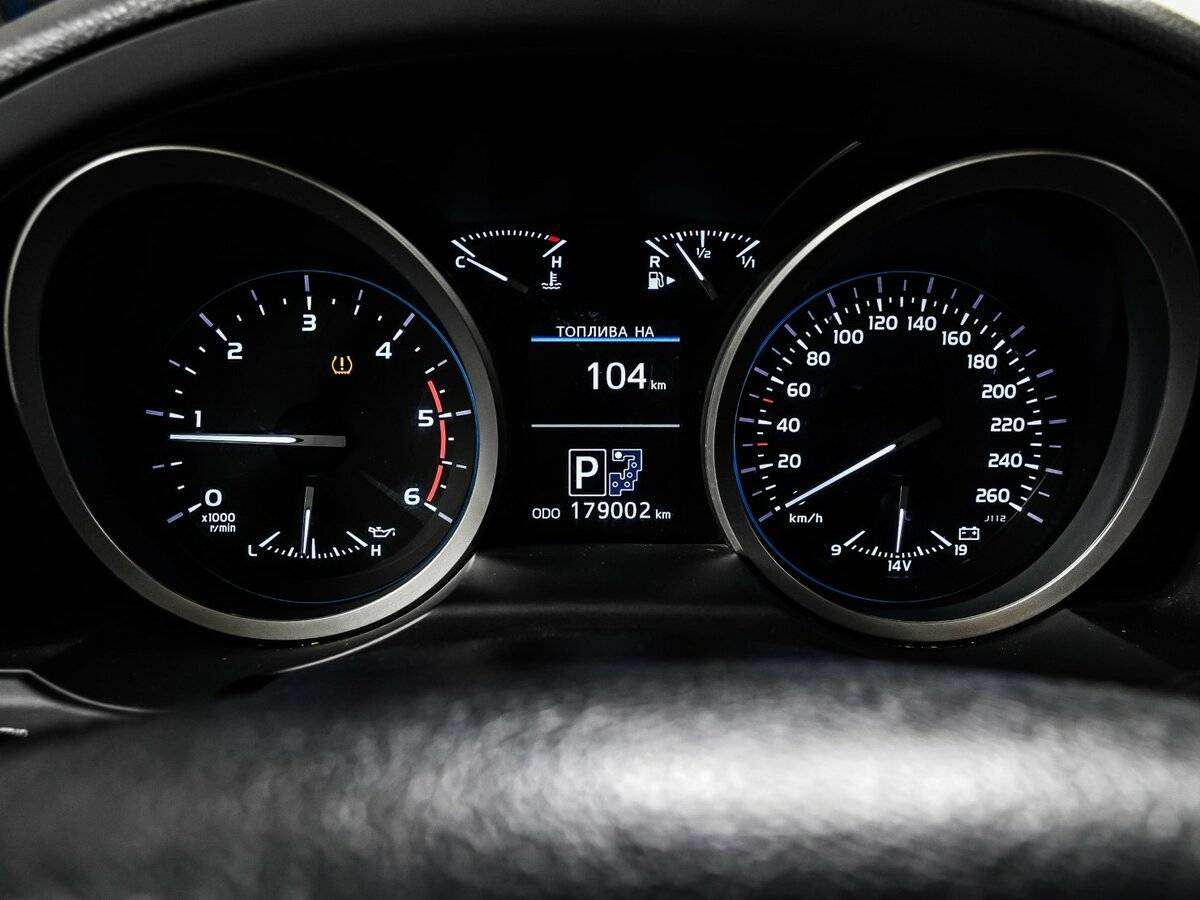 Toyota Land Cruiser 2015 года с пробегом. Фото: #9