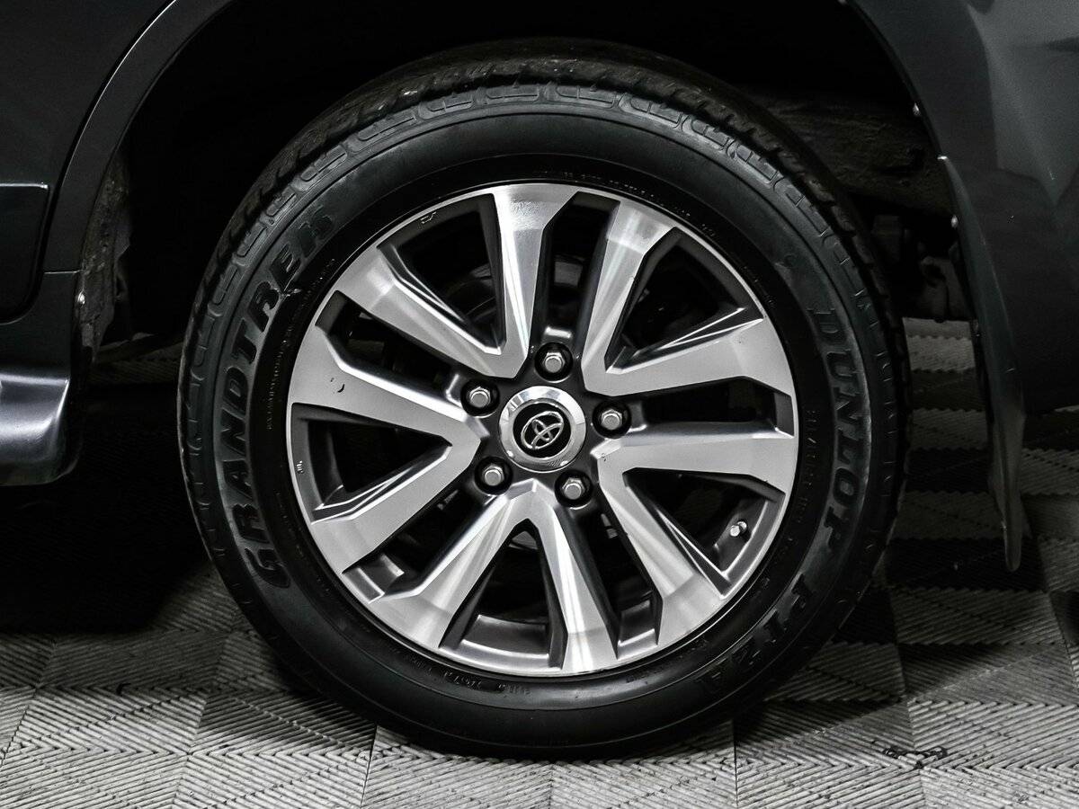 Toyota Land Cruiser 2015 года с пробегом. Фото: #15