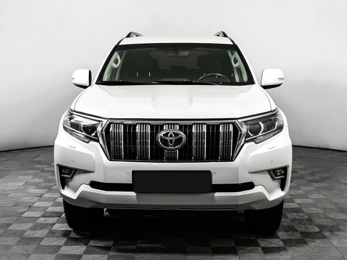 Toyota Land Cruiser Prado 2017 года с пробегом. Фото: #1