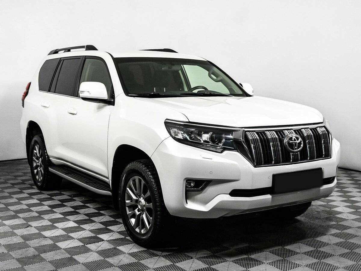 Toyota Land Cruiser Prado 2017 года с пробегом. Фото: #2