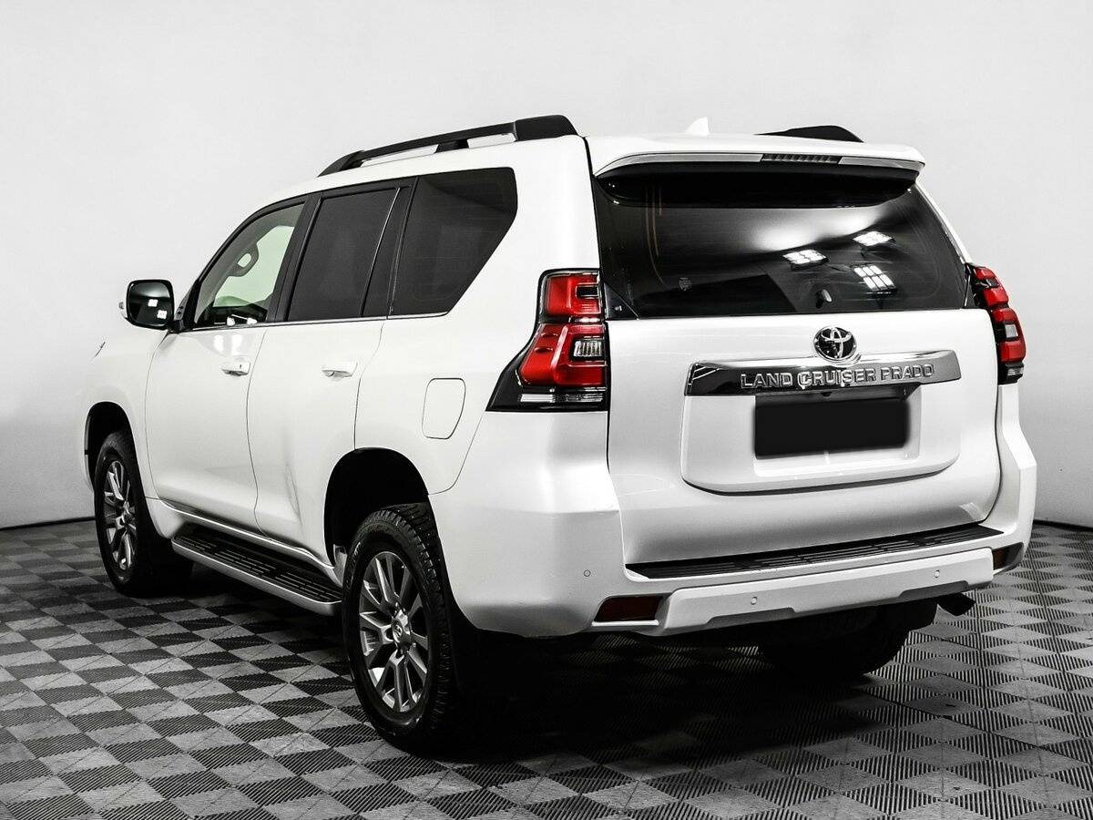 Toyota Land Cruiser Prado 2017 года с пробегом. Фото: #6