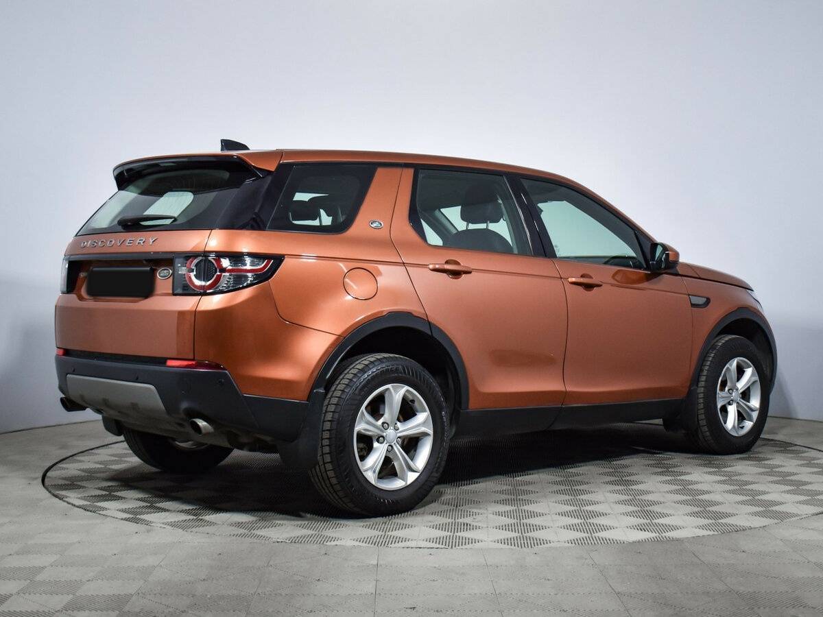 Land Rover Discovery Sport 2017 года с пробегом. Фото: #3