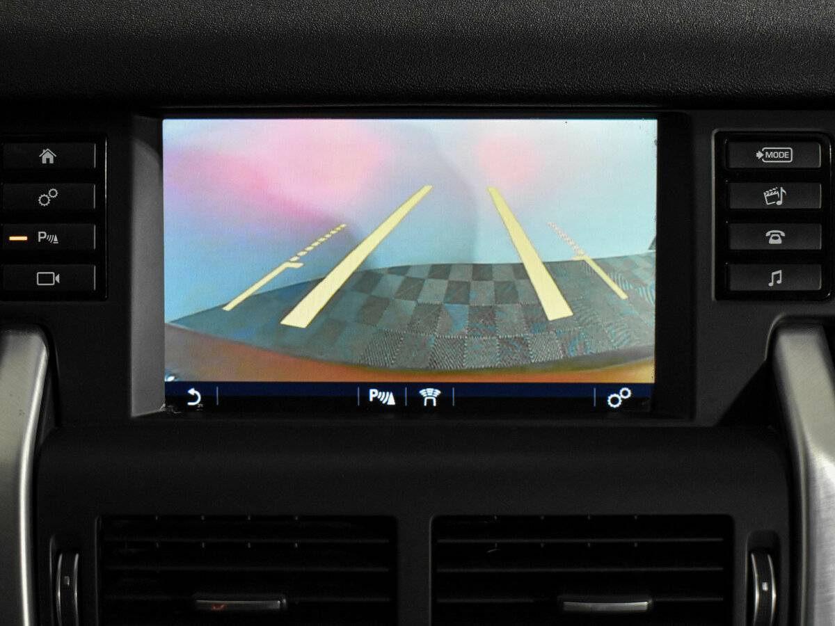 Land Rover Discovery Sport 2017 года с пробегом. Фото: #17