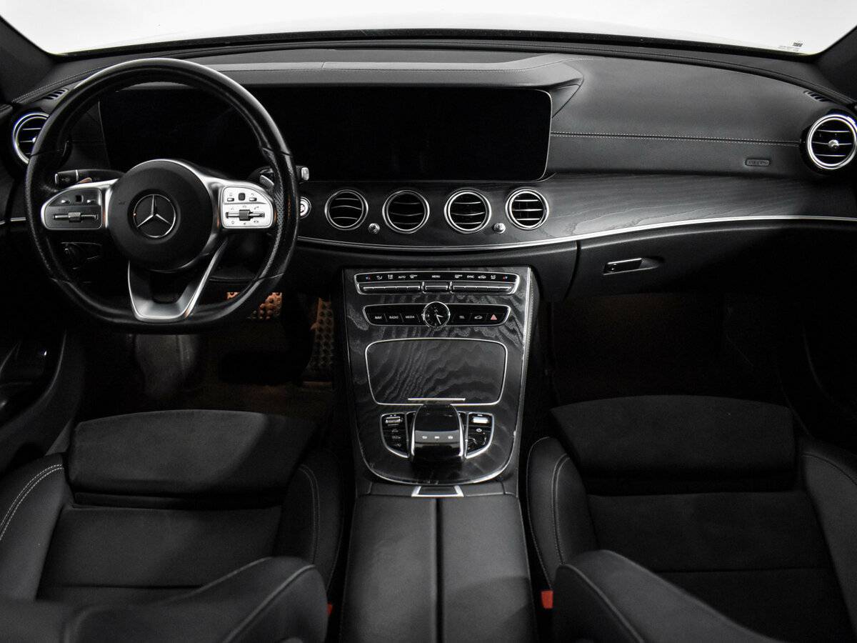 Mercedes-Benz E-Класс 2020 года с пробегом. Фото: #13