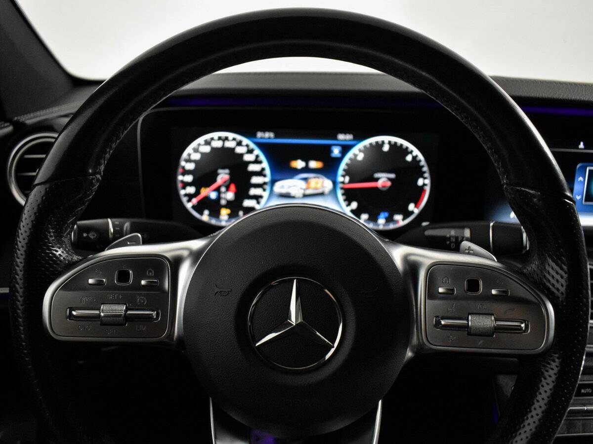 Mercedes-Benz E-Класс 2020 года с пробегом. Фото: #18
