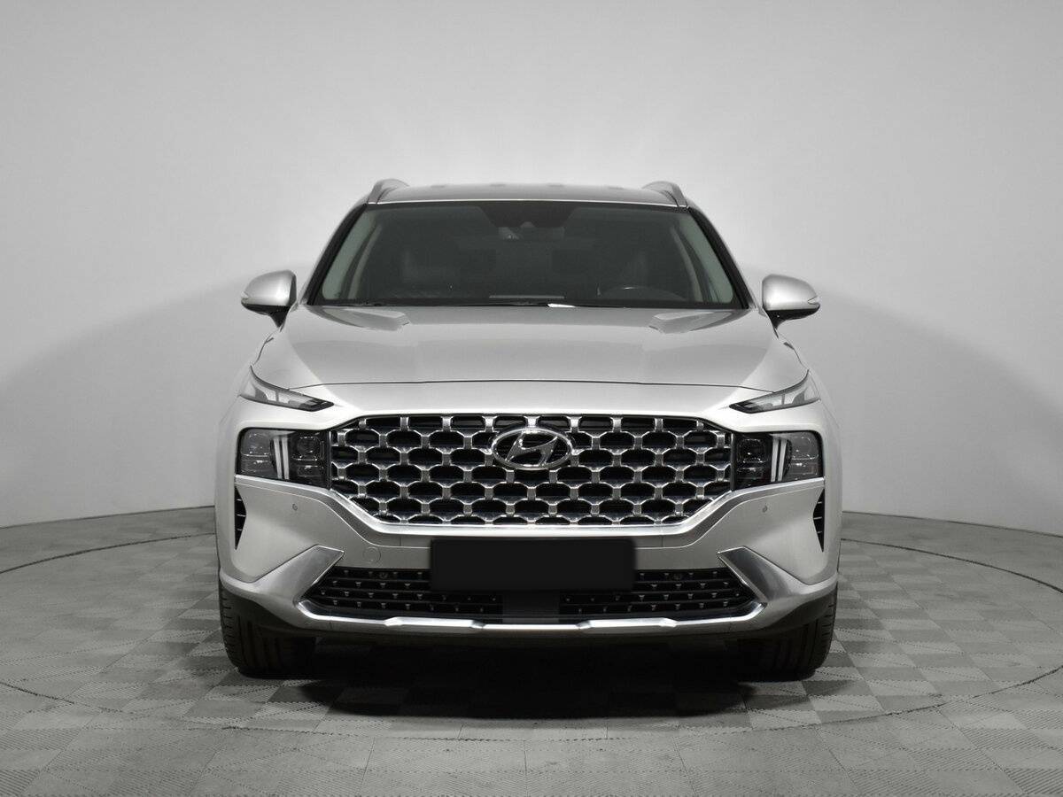 Hyundai Santa Fe 2021 года с пробегом. Фото: #1