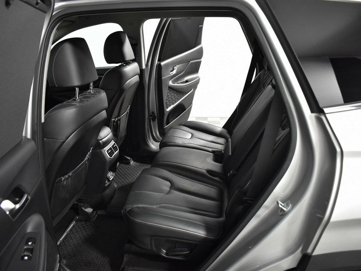 Hyundai Santa Fe 2021 года с пробегом. Фото: #11
