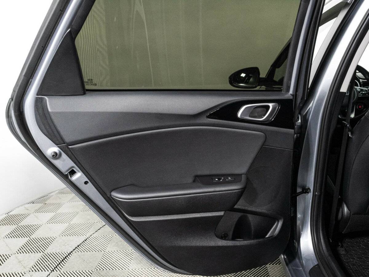 Б/У Киа Сид 2021 года. Фото: #25