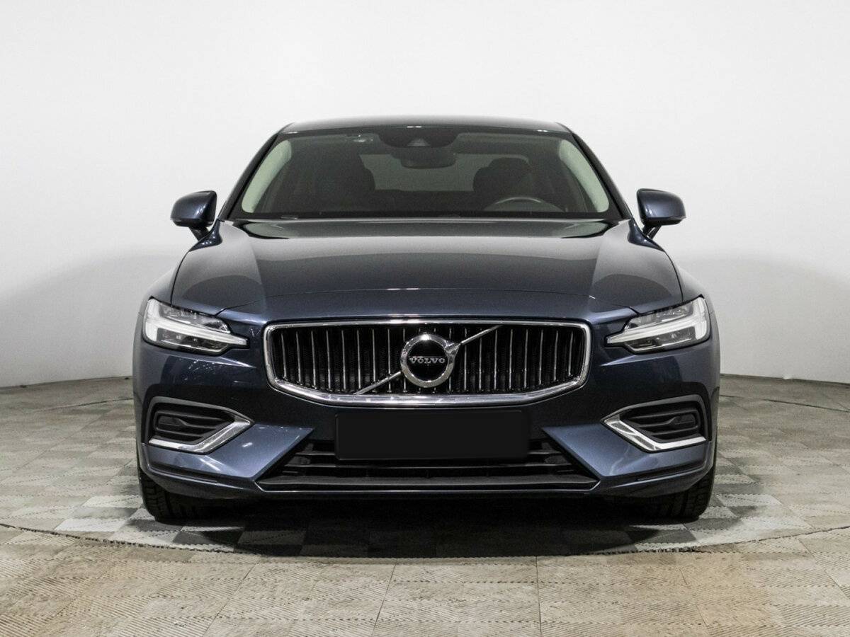 Volvo S60 2019 года с пробегом. Фото: #1
