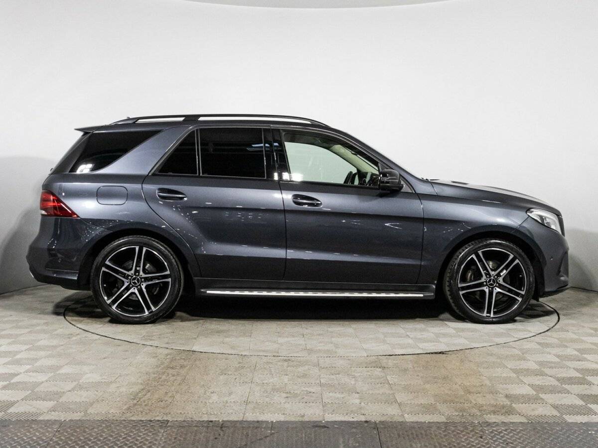 Mercedes-Benz GLE 2015 года с пробегом. Фото: #3