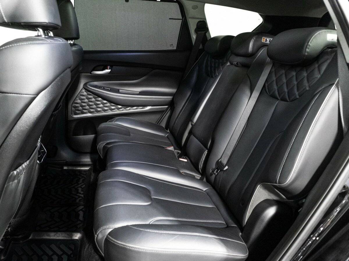 Hyundai Santa Fe 2021 года с пробегом. Фото: #9