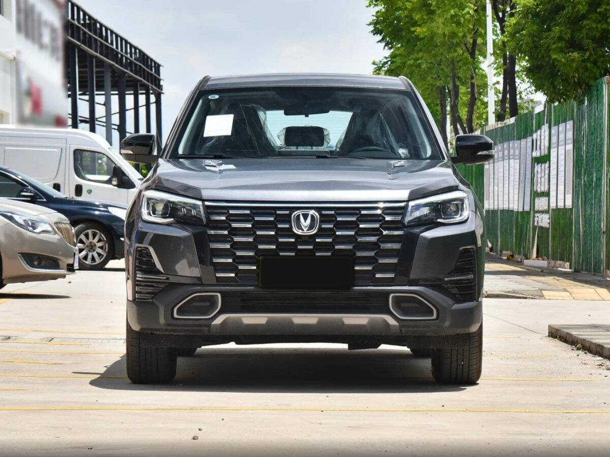 Changan CS75 2025 года с пробегом. Фото: #2