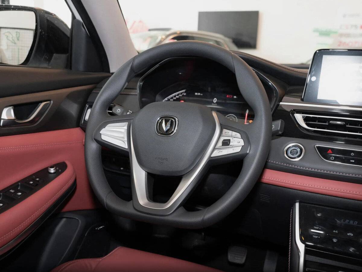 Changan CS75 2025 года с пробегом. Фото: #7