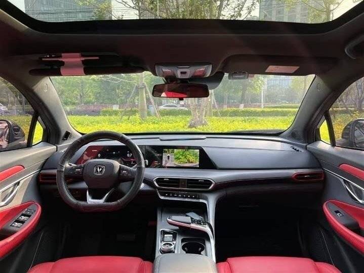 Changan UNI-T 2022 года с пробегом. Фото: #3