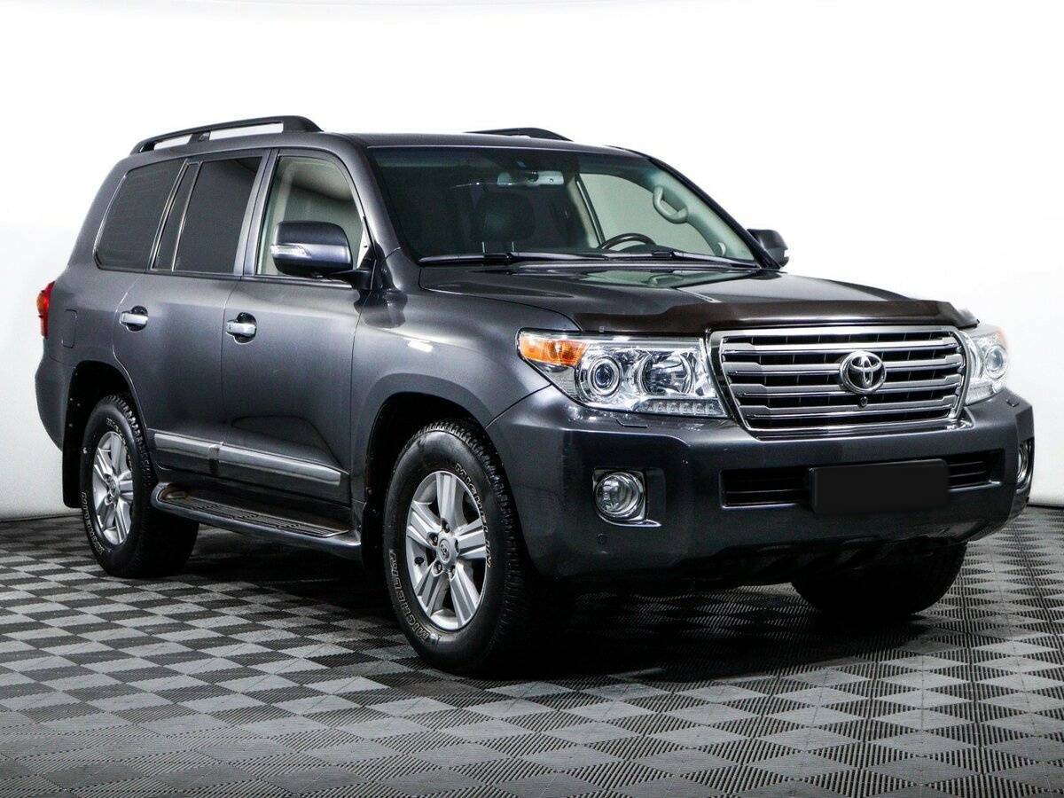 Toyota Land Cruiser 2014 года с пробегом. Фото: #2
