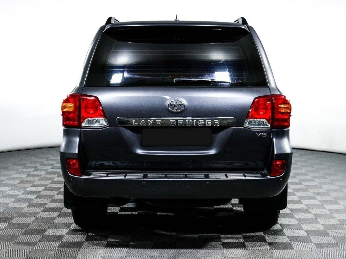Toyota Land Cruiser 2014 года с пробегом. Фото: #5