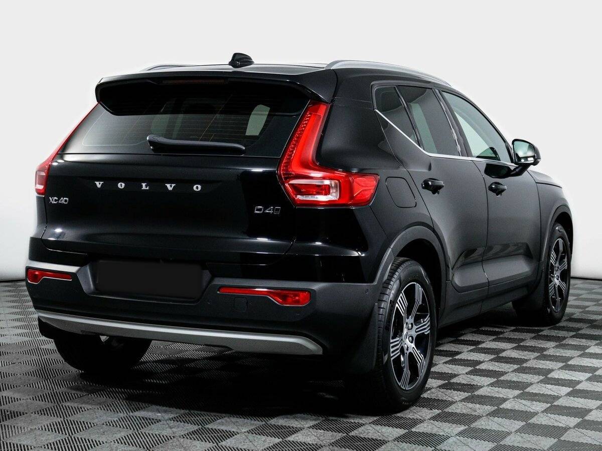 Volvo XC40 2020 года с пробегом. Фото: #4