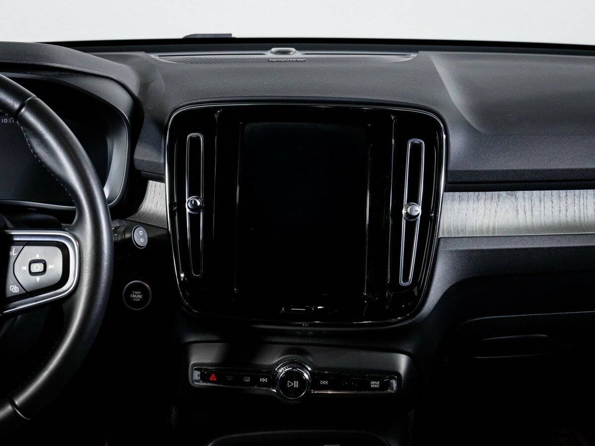 Volvo XC40 2020 года с пробегом. Фото: #12