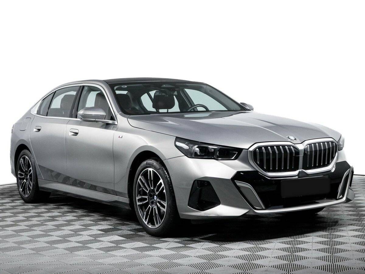BMW 5 серии 2024 года с пробегом. Фото: #2