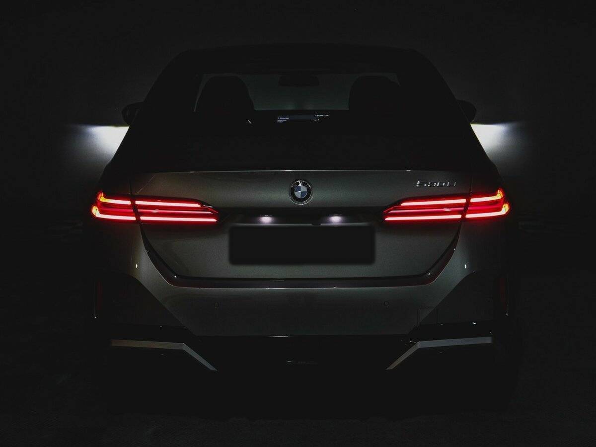 BMW 5 серии 2024 года с пробегом. Фото: #25