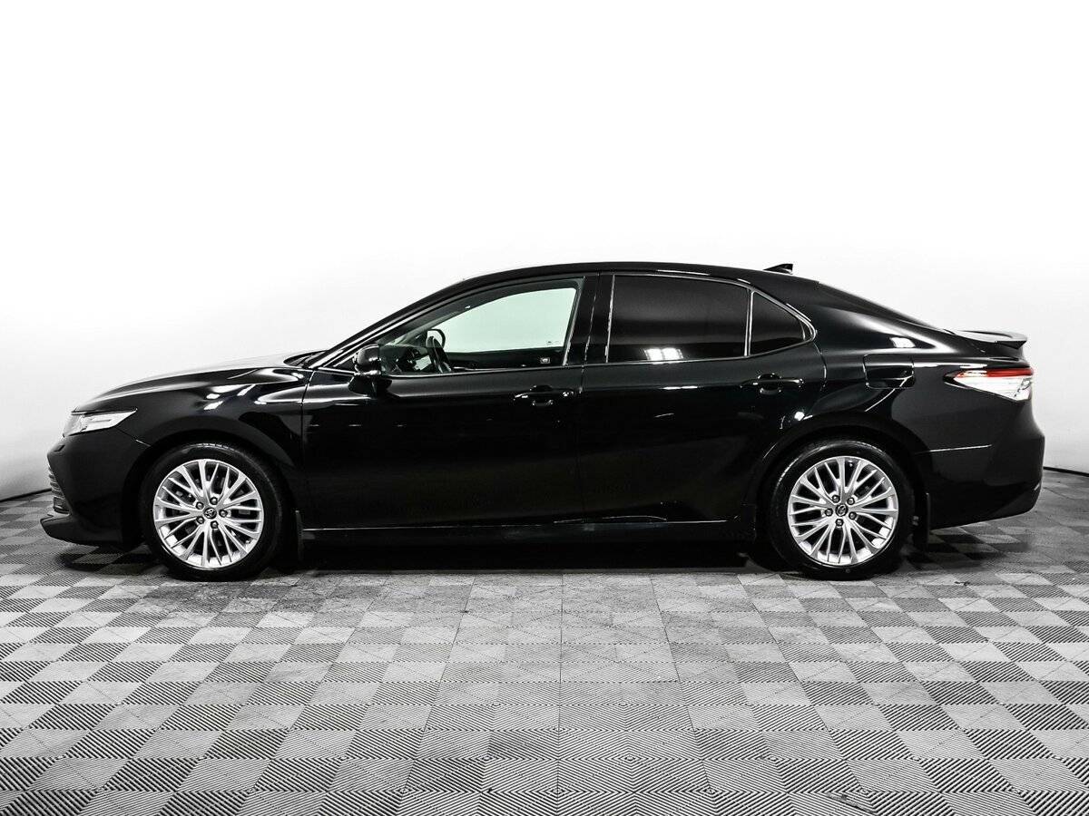 Toyota Camry 2018 года с пробегом. Фото: #7