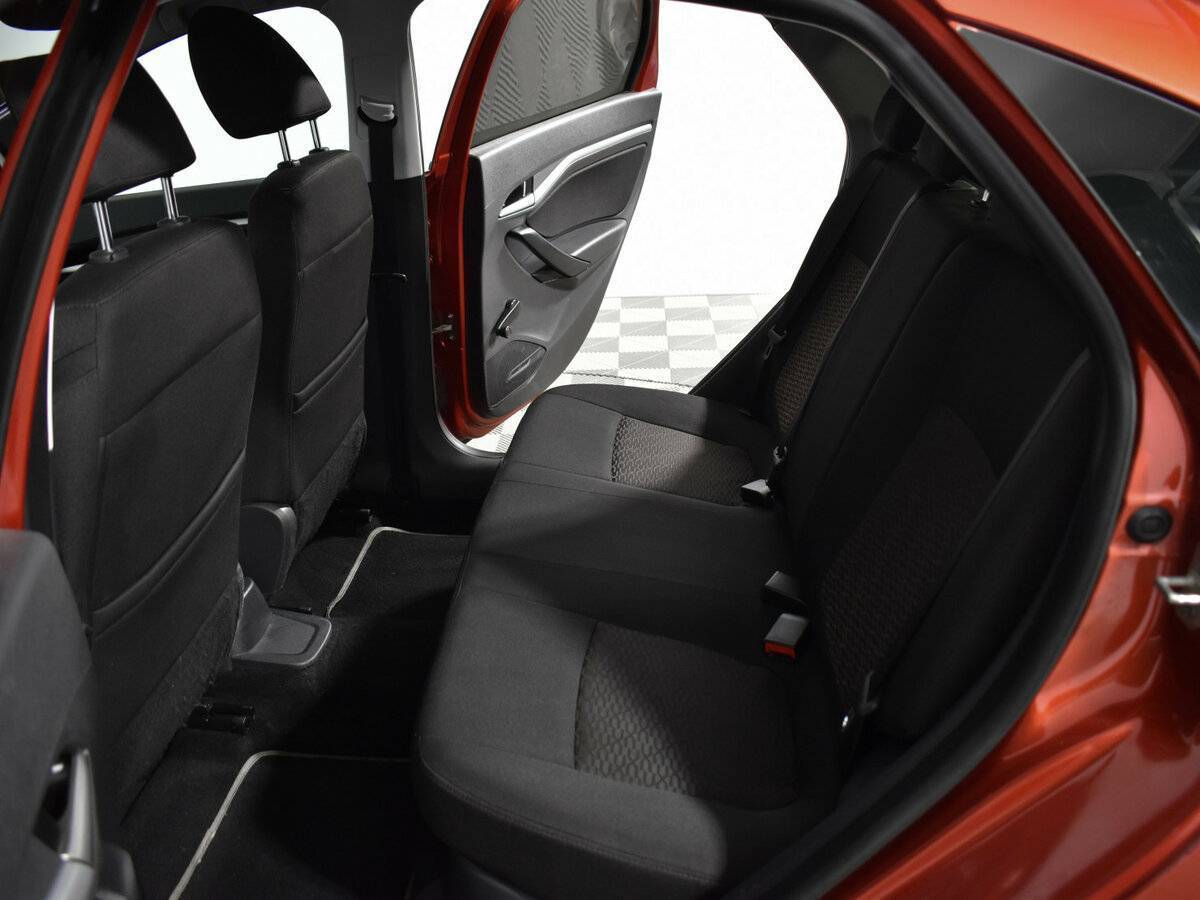 Б/У Лада (ВАЗ) Веста 2016 года. Фото: #10