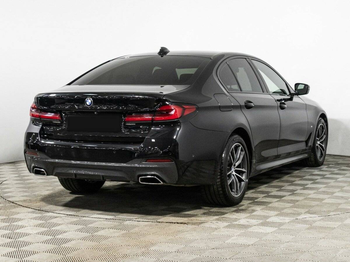 BMW 5 серии 2020 года с пробегом. Фото: #3