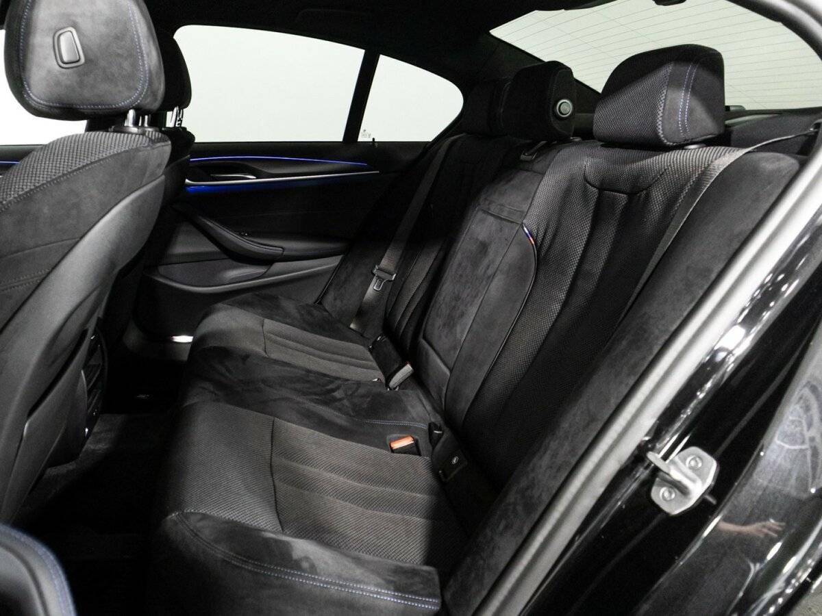 BMW 5 серии 2020 года с пробегом. Фото: #8