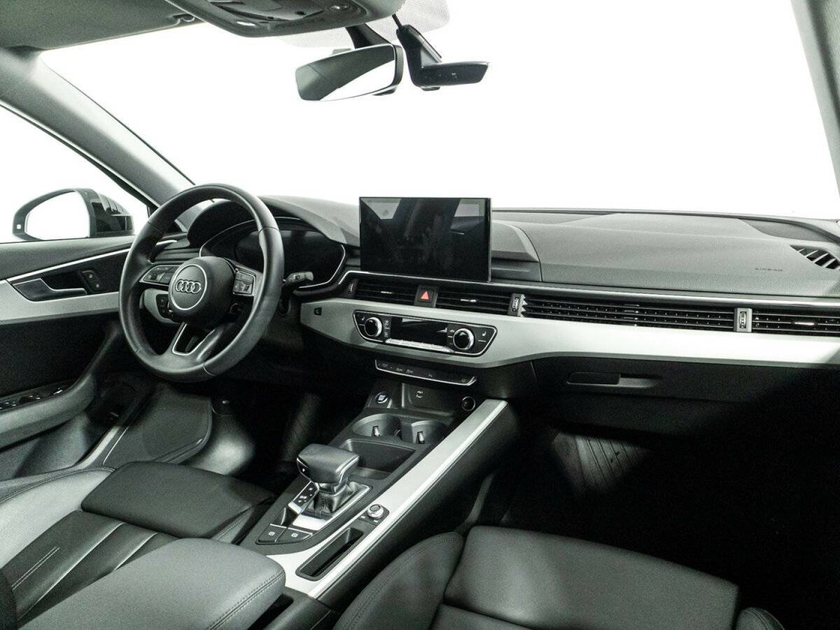 Audi A4 2021 года с пробегом. Фото: #8