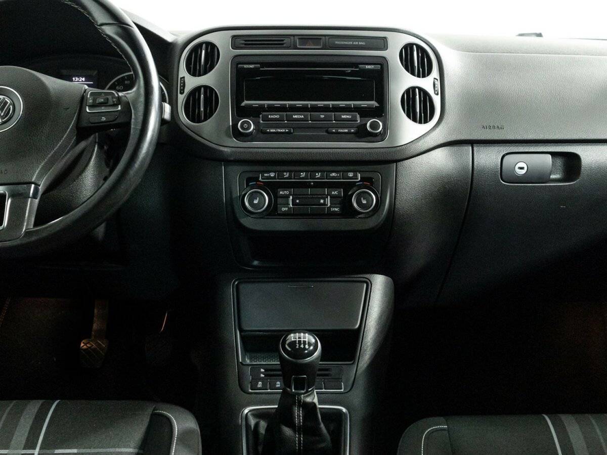 Б/У Фольксваген Тигуан 2015 года. Фото: #13