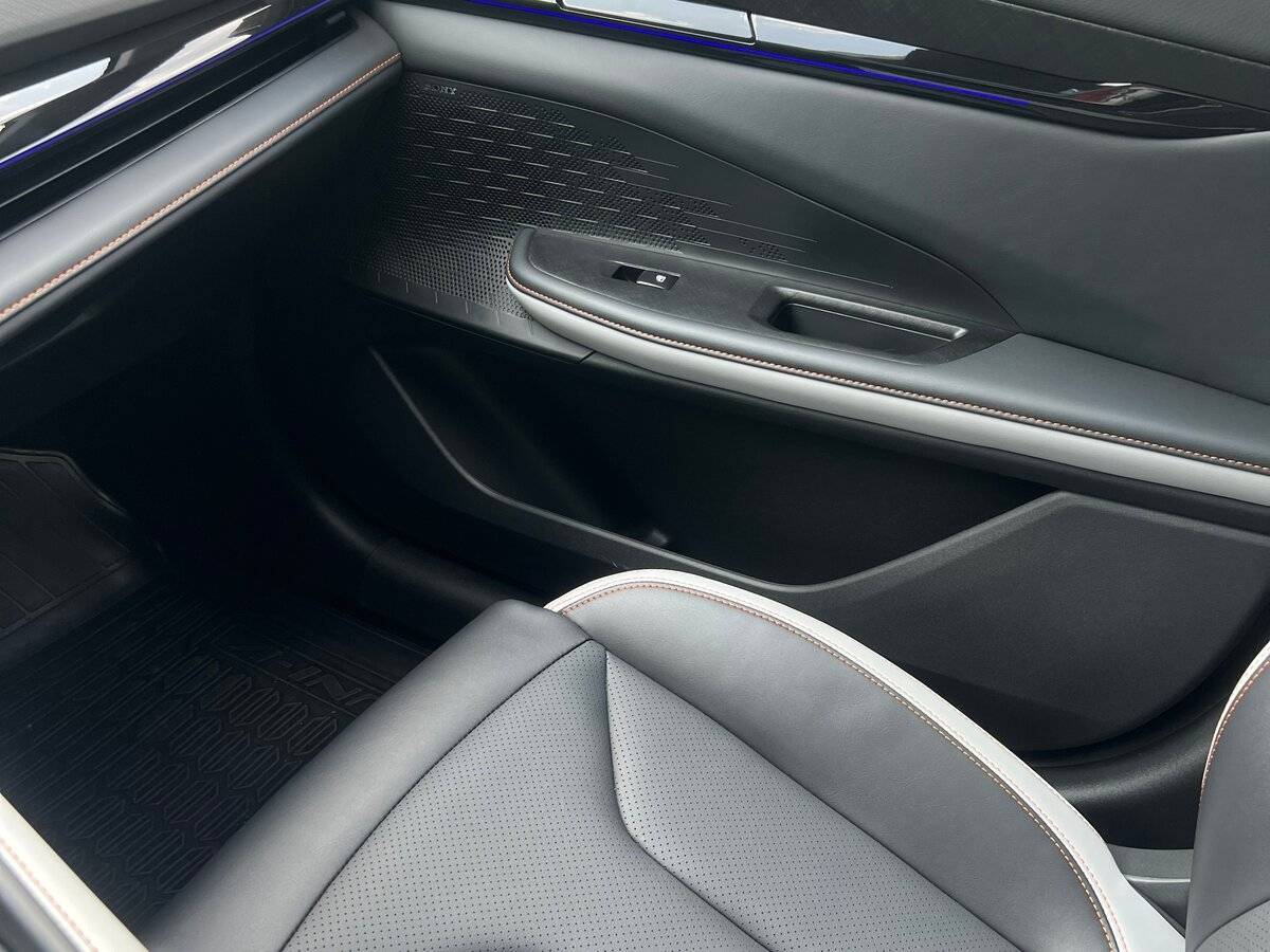 Changan UNI-V 2024 года с пробегом. Фото: #15