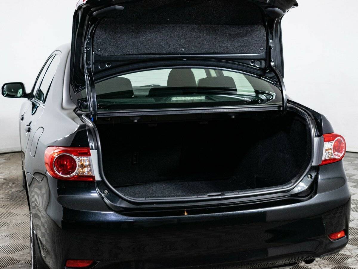 Toyota Corolla 2011 года с пробегом. Фото: #6