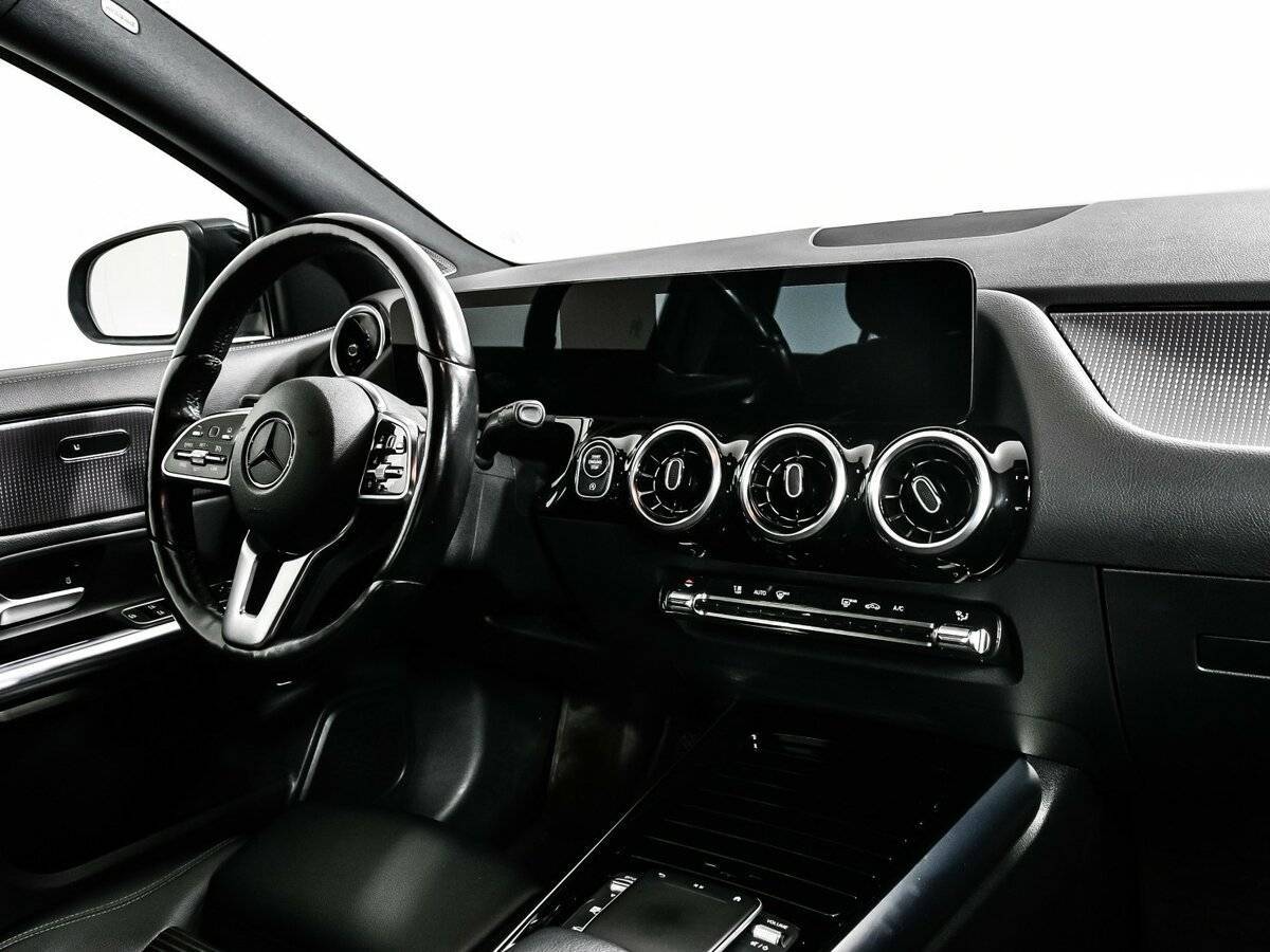 Mercedes-Benz GLA 2021 года с пробегом. Фото: #8