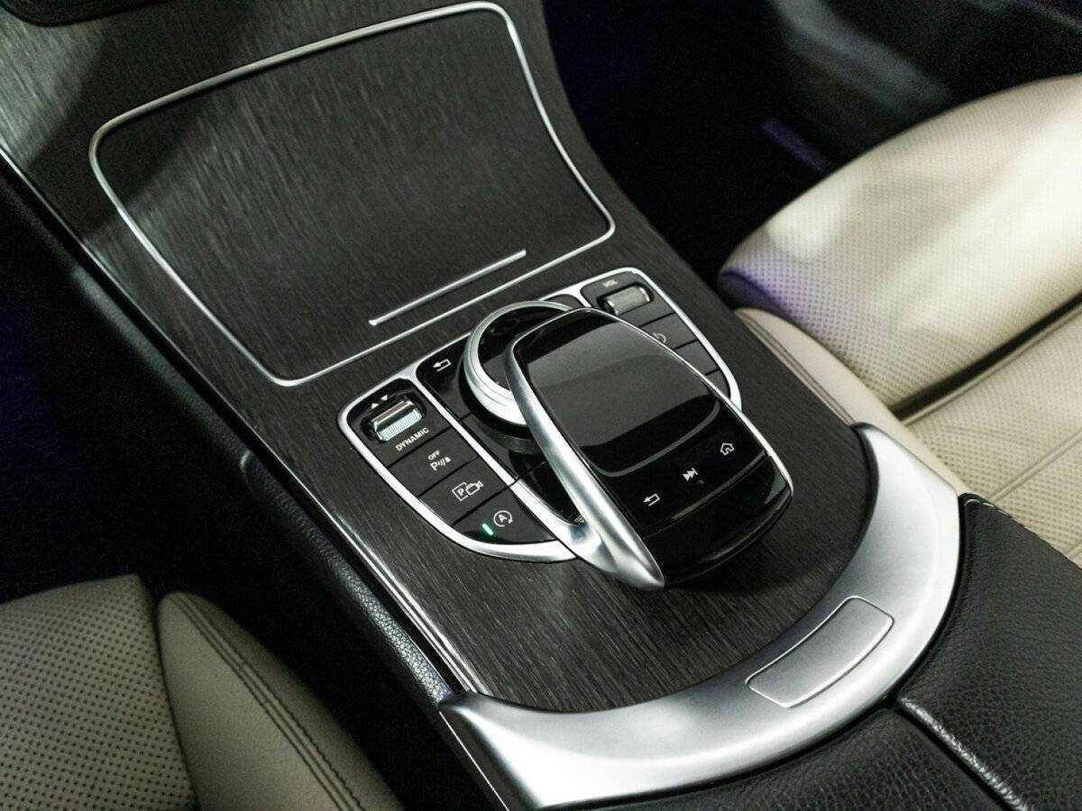 Mercedes-Benz C-Класс 2018 года с пробегом. Фото: #19