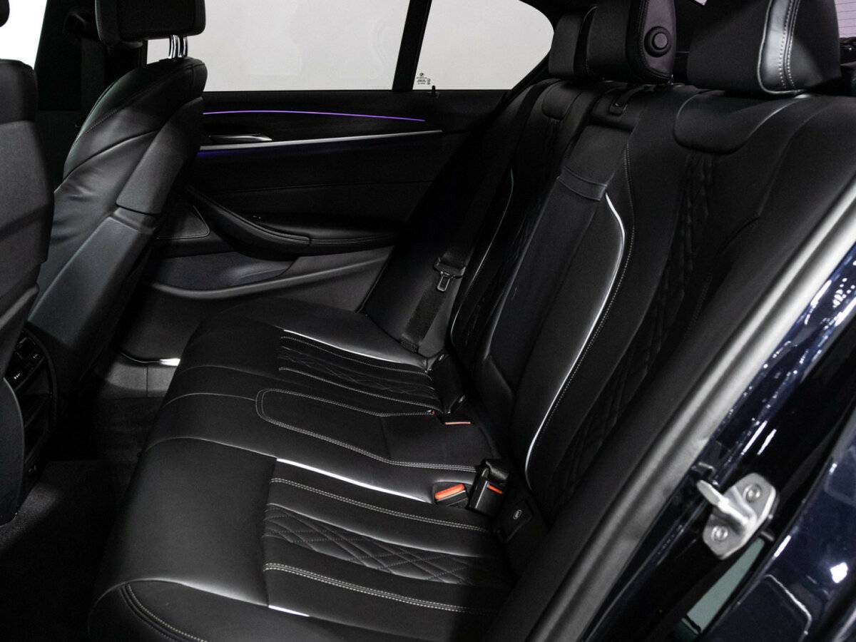 BMW 5 серии 2017 года с пробегом. Фото: #9