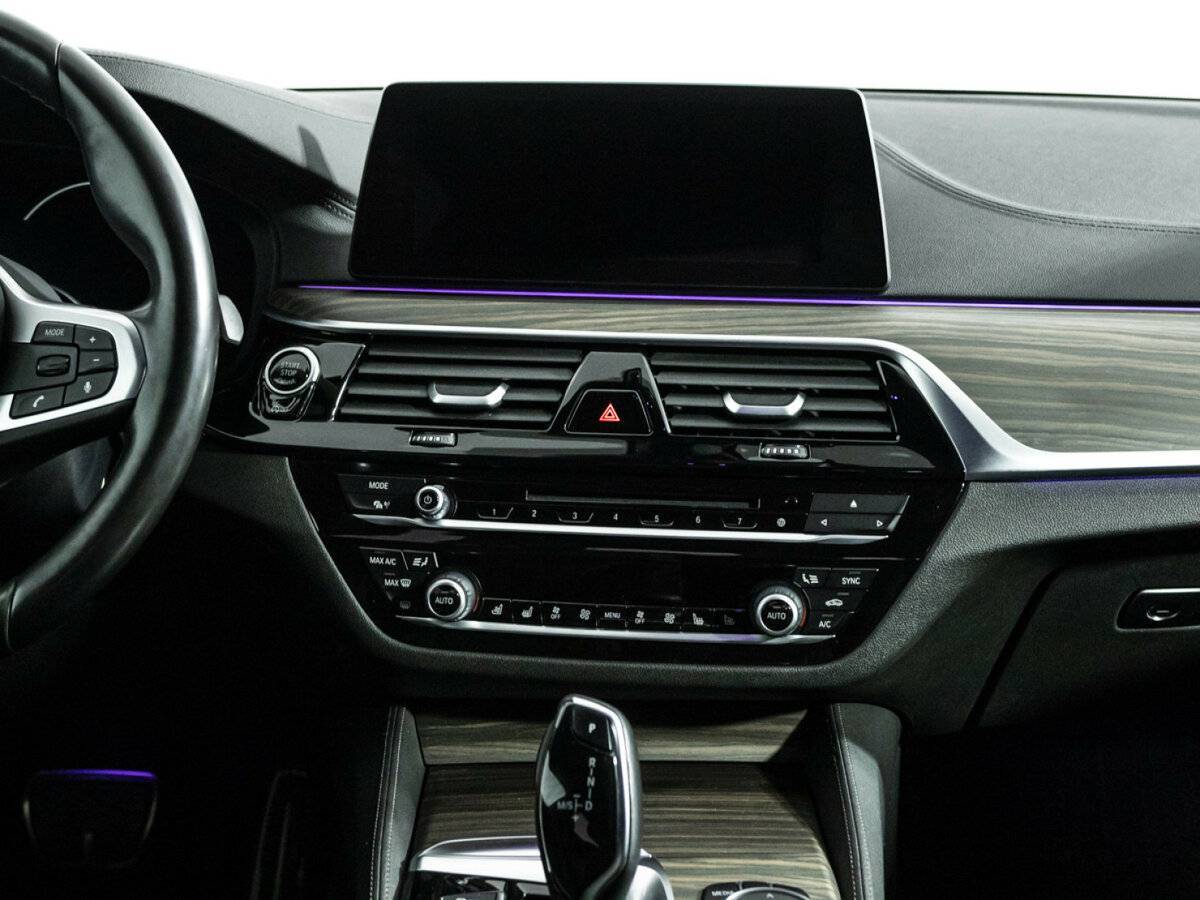 BMW 5 серии 2017 года с пробегом. Фото: #13