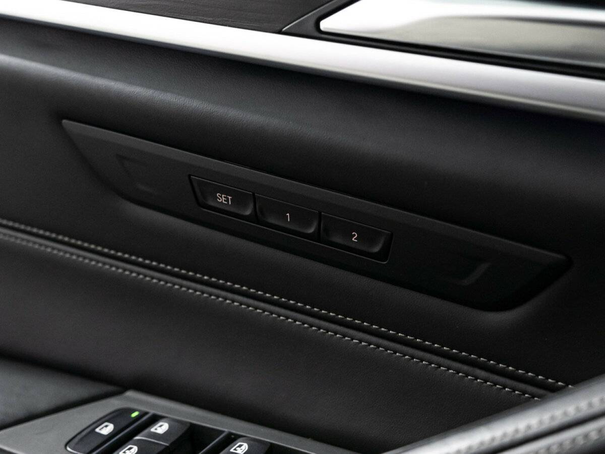 BMW 5 серии 2017 года с пробегом. Фото: #17