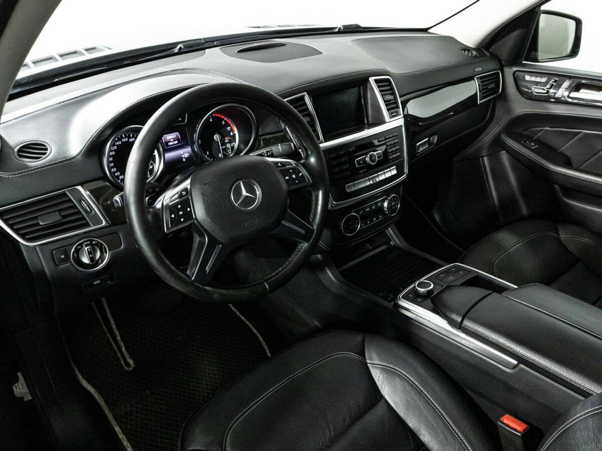 Mercedes-Benz GL-Класс 2014 года с пробегом. Фото: #8