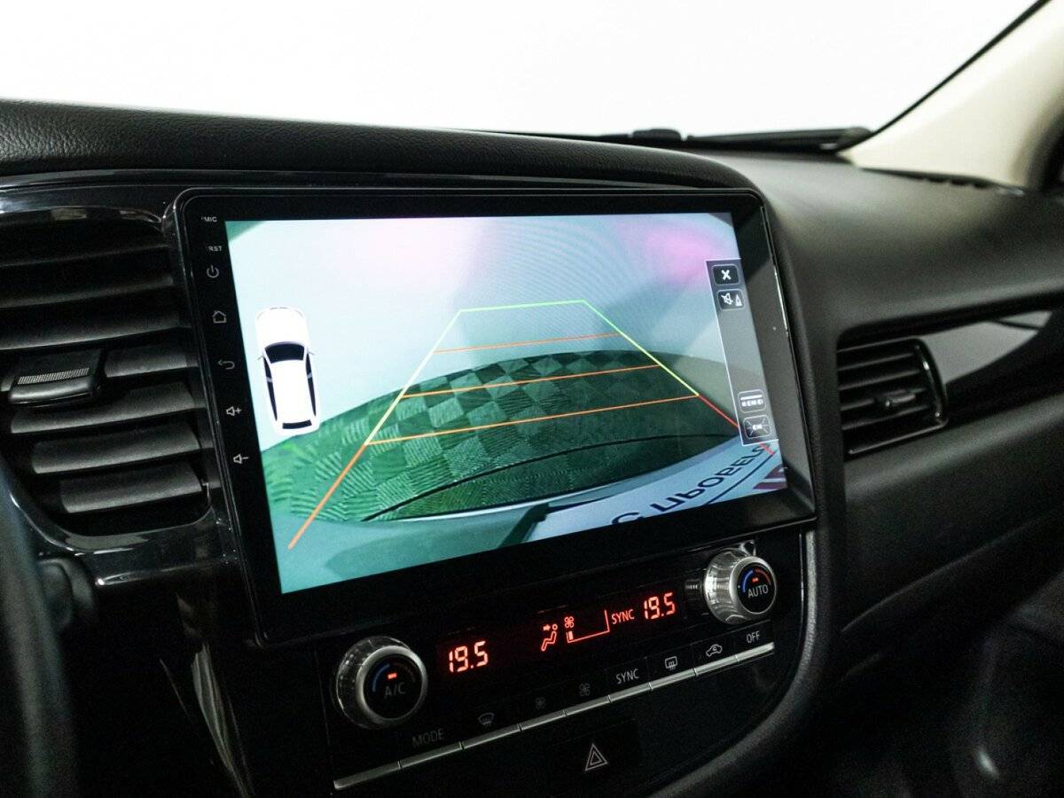 Mitsubishi Outlander 2020 года с пробегом. Фото: #15