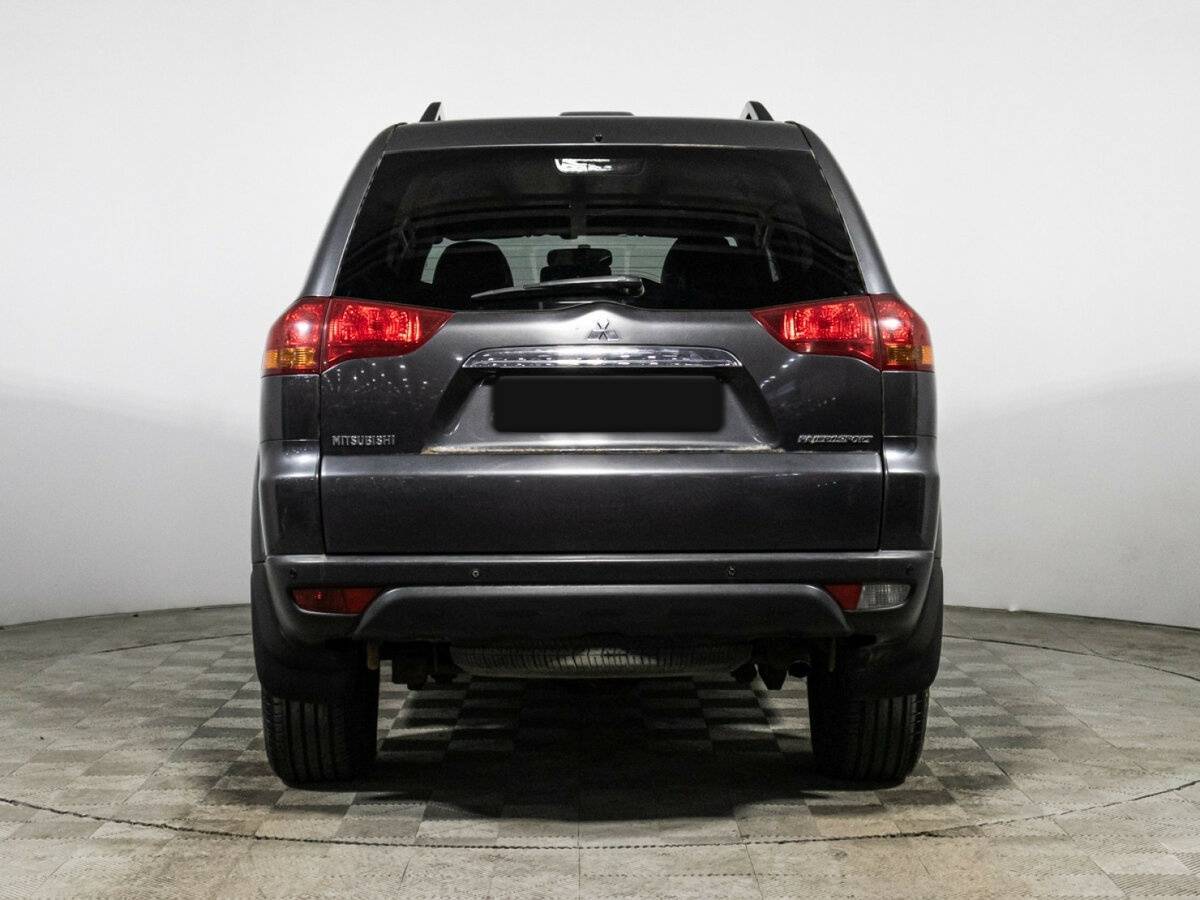Mitsubishi Pajero Sport 2011 года с пробегом. Фото: #5