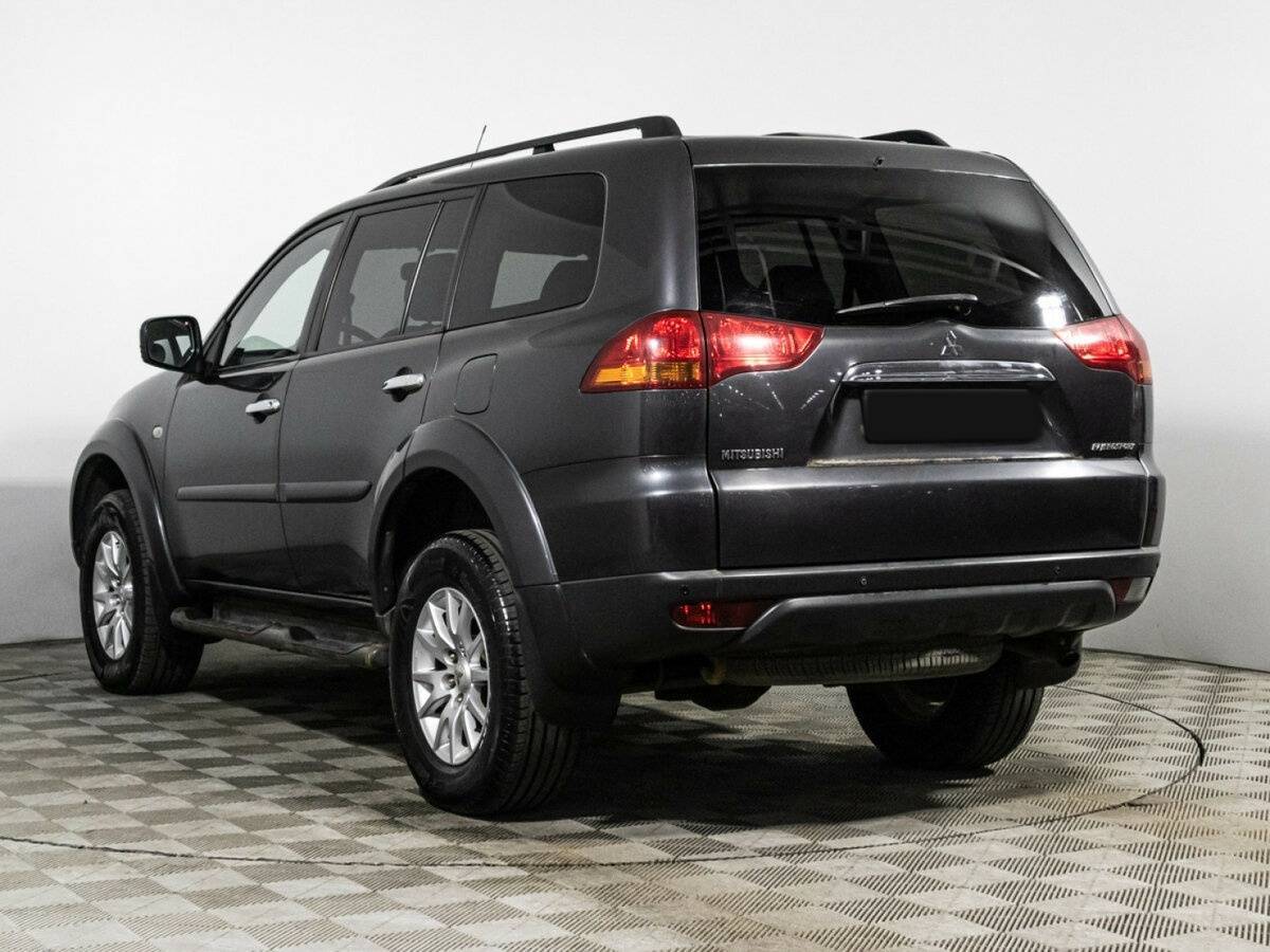 Mitsubishi Pajero Sport 2011 года с пробегом. Фото: #6
