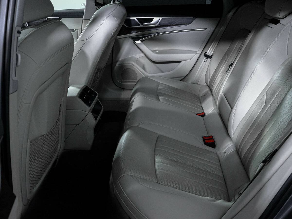Audi A6 2019 года с пробегом. Фото: #9