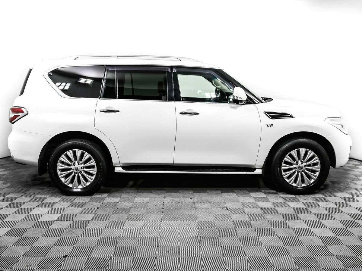 Nissan Patrol 2015 года с пробегом. Фото: #3