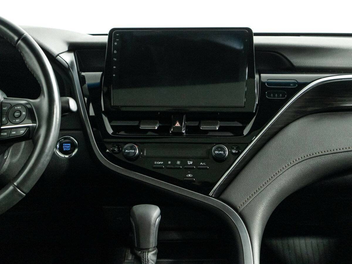 Toyota Camry 2022 года с пробегом. Фото: #13