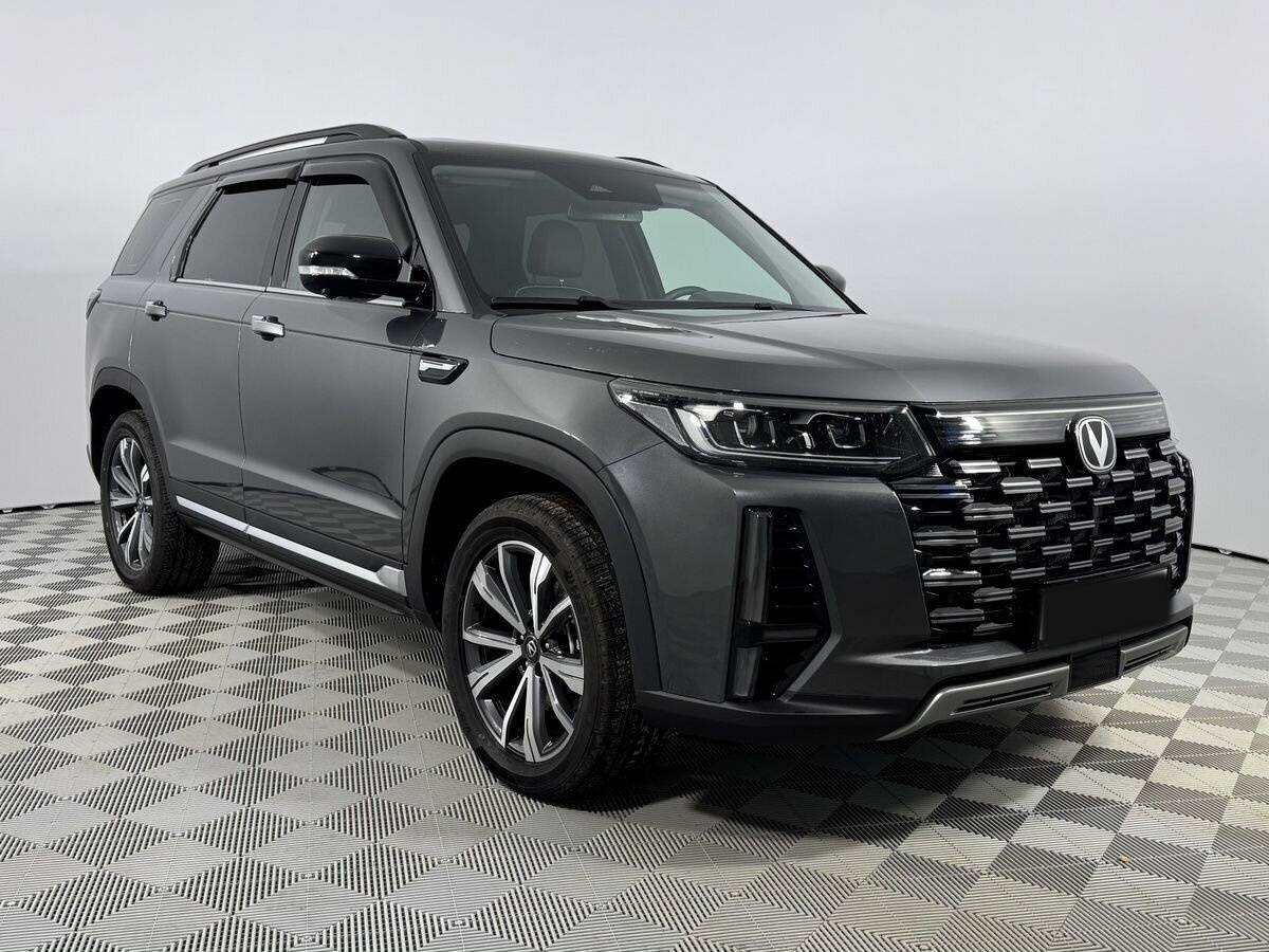 Changan CS95 2024 года с пробегом. Фото: #1